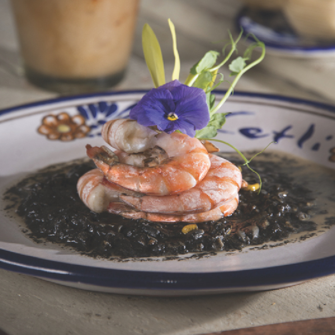 foto de platillo de camarones de restaurante cetli